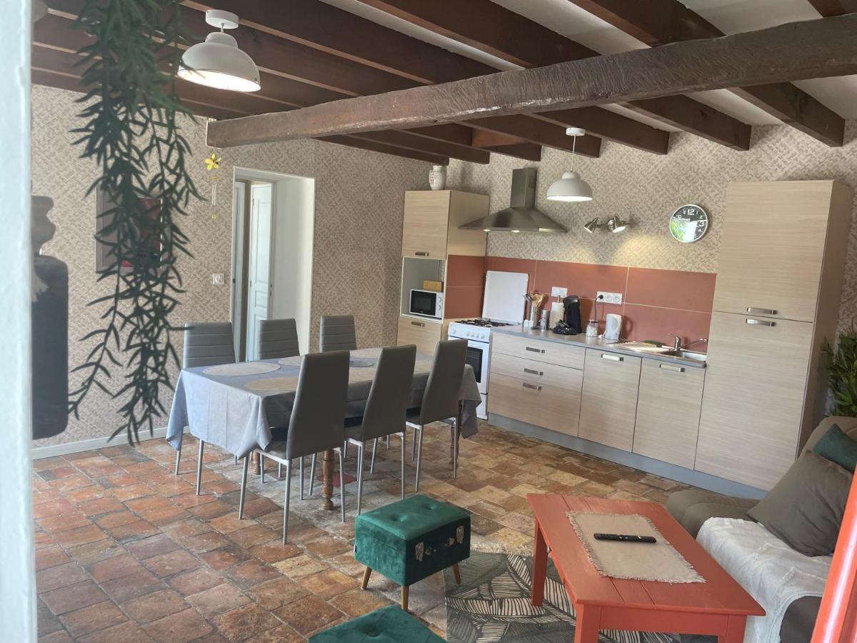 Aparthotel L'Abeille Sas Le Jardin De Messie Beaumont  Exterior foto